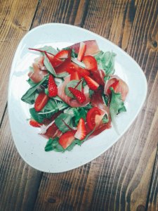 2016-05-11-08-34-40_epres-speck sonkás saláta 2