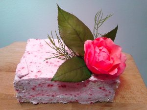 2016-06-19-10-45-05_Málnás kistorta 4