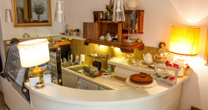 asztalka pult_cover.11.inbox1200x630